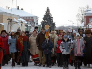 Рождественское шествие с колядками по Коломенскому кремлю 8 января 2015 г.