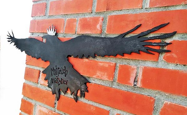 Кремлевский дворик прилетела ворона из легенды о Марине Мнишек